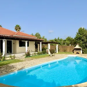 https://villa-afroditi-spartia-kefalonia.kefaloniahotels.net